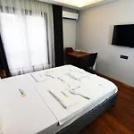 Renk Otel Karsiyaka